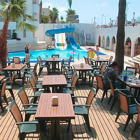 Xeno Club Mare Otel 3*